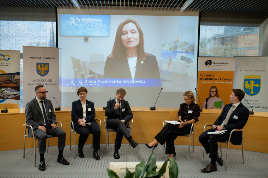 firma solidarna ze studentami gala iii edycji debata