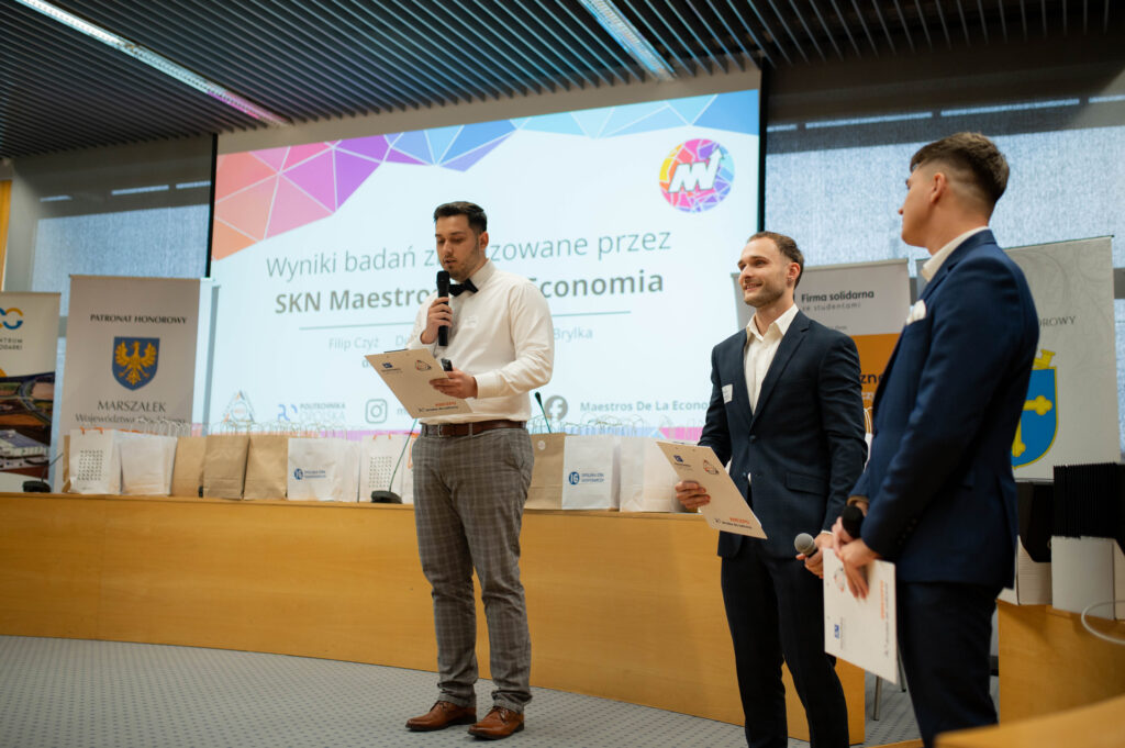 maestros de la economia firma solidarna ze studentami gala iii edycji