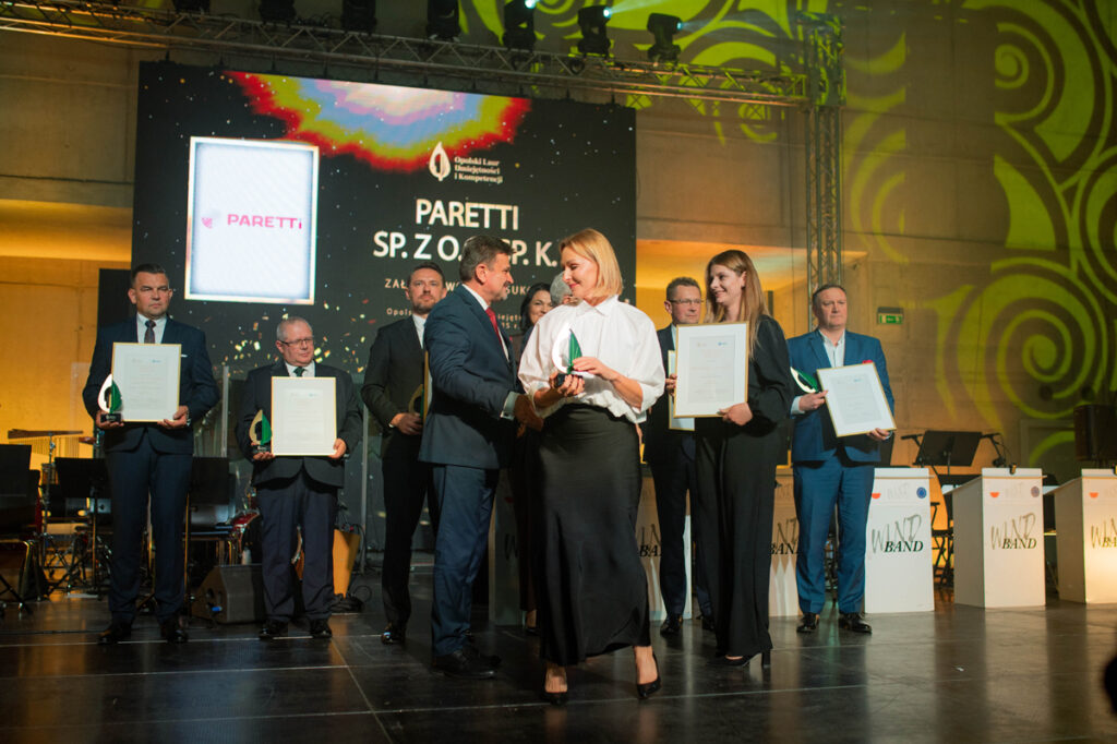 złoty laur umiejętności i kompetencji paretti